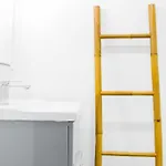 Le Descartes, à 50m de la gare Fibre/TV connecté